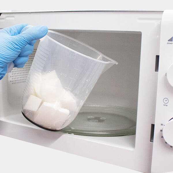 Cómo hacer jabón de pastillas con tus propias manos?